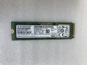 NVMe PCIe SSD256GB SAMSUNG MZ-VLB2560 MZ-NVMe M.2 SSD256GB MGF 2280 中古動作確認済み
