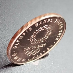 5570 未使用 2020 東京オリンピック記念100年硬貨 カヌーの画像4