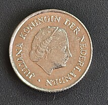 5602 美品　オランダ　25セント硬貨　10枚　年号無選別_画像3