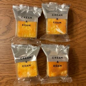 北海道限定　スノーチーズ　CREAM＆EDAM クリーム＆エダム　チーズケーキ　