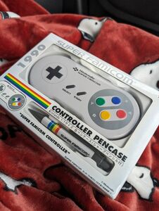 ☆★新品未使用★☆【SUPERFamicom コントローラーペンケース】非売品