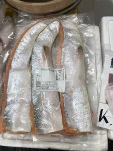  freezing Atlantic salmon is las( fillet attaching ) 1kg