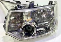 (送料無料 /迅速)三菱 デリカ D5 純正 HID/ASSYバラストレベライザー付 ヘッドライト 左右 KOITO100-87918 CV1W CV2W CV4W CV5W (NH-1)_画像4