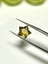 イエロー クォーツ　キラキラお星様カット　1.94ct 9.4x9.4mm vs スター ナチュラル　 ブラジル★１円スタート★_画像4