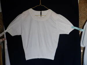  blouse ound-necked eggshell white neck. around . equipment ornament equipped formal L-LL size beautiful goods 