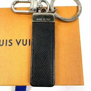 1円 ■美品■ LOUIS VUITTON ルイヴィトン M67242 タイガ キーホルダー キーリング チャーム ブラック シルバーの画像2