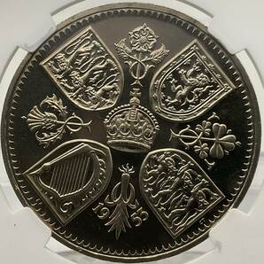 【準最高鑑定】 1953 イギリス クラウン 白銅貨 エリザベス2世 戴冠記念 NGC PF67 Ultra CAMEO Crown Britain Coronationの画像5