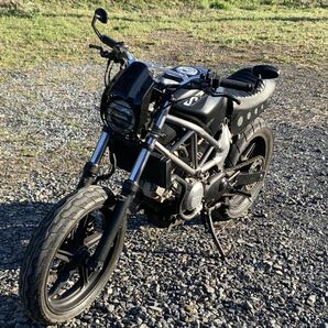 ホンダVTR250 大改造車です。タンデムステップ無し シートレール切断等 一応実働ですがカスタム素材です。カフェレーサーのベースにどうぞの画像3