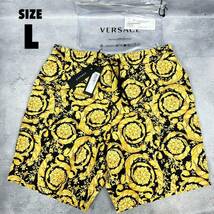 新品 Versace スイムハーフパンツ 水着 ヴェルサーチ L_画像1