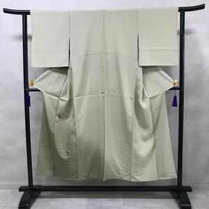 着物　総柄　袷　留袖　正絹　春夏秋冬　若草色　菊　着丈147cm 裄丈60cm 0321-46y