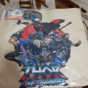 ソーラブ&サンダー　トートバッグ　マーベル　THOR,LOVE AND THUNDER