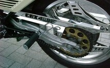 【NEW】ＣＢＸ４００Ｆ　ロゴイリ　メッキチェーンケース　ロゴ入り(品番STC022)_画像2