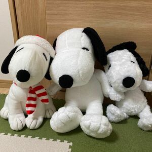 ぬいぐるみ スヌーピー　SNOOPY ３体