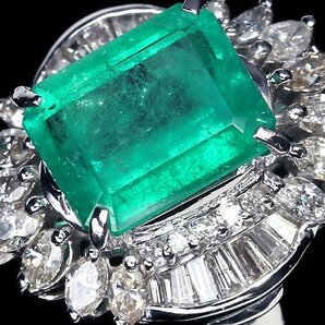 IOO11119T【1円～】新品【RK宝石】≪Emerald≫ 豪華絢爛! 極上エメラルド 特大4.04ct! 極上ダイヤモンド 1.2ct Pt900 超高級リング ダイヤの画像4