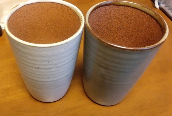 未使用　泡か消えない　素焼きグラス　タンブラー　ビールグラス　ペア　二個セット ビアカップ コップ 陶器