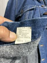 90's ヴィンテージ　Levi's リーバイス　70506 USA製　ブランケット付き　濃い色デニム　トラッカージャケット　40 L程　ボタン裏527 1990_画像10