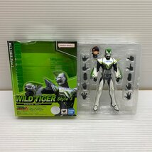 MIN【現状渡し品】 MSMO S.H.Figuarts ワイルドタイガー バーナビー Style3 2個セット TIGER & BUNNY 〈52-240319-ME-14-MIN〉_画像3