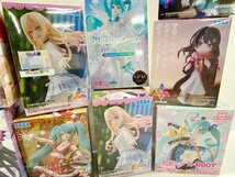 IZU【未使用品】 プライズフィギュア まとめ売り 初音/ミク 他 美少女 いろいろ 未開封 〈053-240322-KM-07-IZU〉_画像4