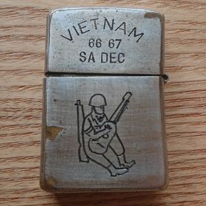 ZIPPO VIETNAM 66 67 SA DEC 兵士とギター