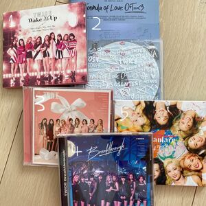 TWICE　1Wake Me Up　2Formula of Love　3&TWICE　4Breakthrough　5Fanfare