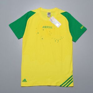 TH1396□アディダス*2010 FIFAワールドカップ ブラジル代表 南アフリカ大会 オフィシャルTシャツ*P24141*カナリアイエロー*メンズ*sizeLの画像1