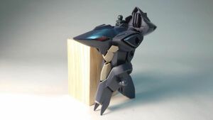 HG 1/144 ゼダス (機動戦士ガンダムAGE)　胴体※シール添付、パーツ欠品アリ　ガンプラ 完成品 ジャンク