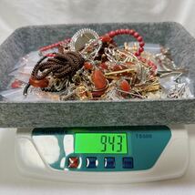 BG 赤 レッド系 アクセサリー まとめ 約900g 0.9kg 赤石 ルビー色 瑪瑙 天然石 ネックレス ペンダント イヤリング リング ブローチ 等_画像2