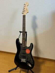 超美品　Squier by Fender / スクワイヤ バイ　フェンダー　ストラト　SQ AFN FAT STRAT MBK SPRKL HTW 　ブラック　ギター