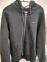 【美品・売り切り】Supreme Small Box Zip Up Hooded Sweatshirt black シュプリーム スモールボックス パーカー スウェット フルジップ 黒_画像2