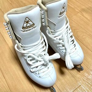 【美品 使用1回のみ】フィギュアスケート靴 初心者向け JACKSON アーティストプラスセット サイズ:5.0(23.0cm)