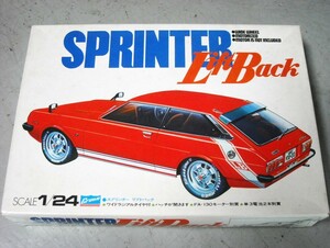 スプリンター リフトバック　１/２４　モーターライズ＊クラウンモデル　カローラ