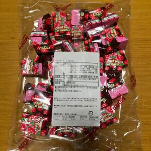 チロルチョコ　アウトレット　いちごゼリー　チョコレート