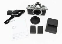 ◇【Nikon ニコン】Z fc ボディ /シャッター回数：165回 /予備バッテリー付き ミラーレス一眼カメラ_画像9