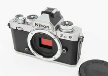 ◇【Nikon ニコン】Z fc ボディ /シャッター回数：165回 /予備バッテリー付き ミラーレス一眼カメラ_画像1