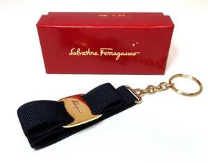 【中古】Salvatore Ferragamo サルヴァトーレフェラガモ ヴァラ リボン キーリング 3055 JG-22 ネイビー ゴールド チャーム