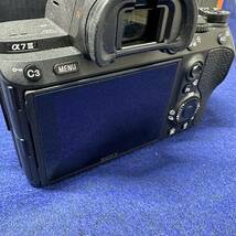 T313/【中古品】SONY ソニー α7Ⅲ ILCE-7M3 BCミラーレスカメラ IIIボディ Eマウント _画像3