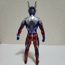 S.H.Figuarts ウルトラマンゼロ 10周年 Special Color Ver._画像6