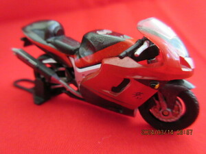  希少　レア　珍品　入手困難　UCC　1/42　ヨシムラism 　スズキ　隼　SUZUKI GSX 1300R HAYABUSA　おまけ品