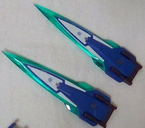 多数出品同梱OK METAL BUILD ガンダム00 ダブルオーガンダム セブンソード 付属 GNカタールソード x2 ダブルオーライザー アストレア