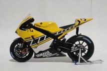 PMA MINICHAMPS 1/12 2005 YZR-M1 コーリン エドワーズ US YAMAHA ラグナセカ 限定　Moto GP ミニチャンプス ゴロワーズ_画像3