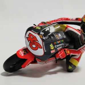 PMA MINICHAMPS 1/12 1999 GP250 ロッシ ライディング フィギュア 限定 7646個 Rossi ミニチャンプス アプリリア aprilia MotoGpの画像7