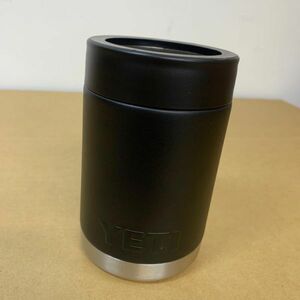 YETI イエティ 缶クーラー 12oz ランブラー クルスター ブラック 保冷 アウトドア キャンプ BBQ 試合観戦 イベント mc01064123