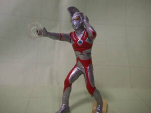 BANDAI　HGシリーズ　ウルトラマンエース