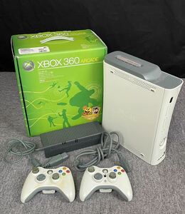 真860【XBOX 360 ARCADE】Xbox 360 CONSOLE 60GB HDD コントローラー2個　コード付き　ソフトおまけ『解放への戦火』