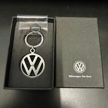 箱付き 未使用★Volkswagen キーホルダー　VW フォルクスワーゲン　ノベルティー　純正★キーリング_画像1