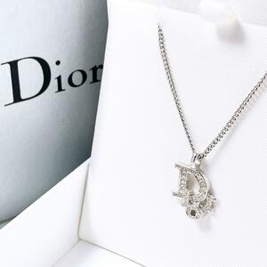 [Красота] Dior Dior CD Ожерелье Серебряные Дамы Y266 Подвесная линия камень аксессуары аксессуаров