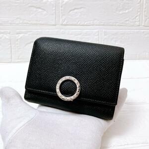 Bvlgari Bvlgari кожаный три триднальный кошелек Black Y276 мужской женский кошелек Compact Black Genus Leather