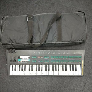 【不動ジャンク品】 YAMAHA DX100 ヤマハ デジタルシンセサイザー SYNTHESIZER キーボード ソフトケース付き　み