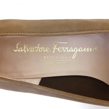 サルバトーレフェラガモ SalvatoreFerragamo パンプス 5 1/2 C - スエード ライトブラウン レディース アウトソール張替え済み 靴_画像5