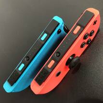 【中古美品】任天堂 Joy-Con ネオンレッド(R) ネオンブルー(L) Switch用コントローラ_画像4